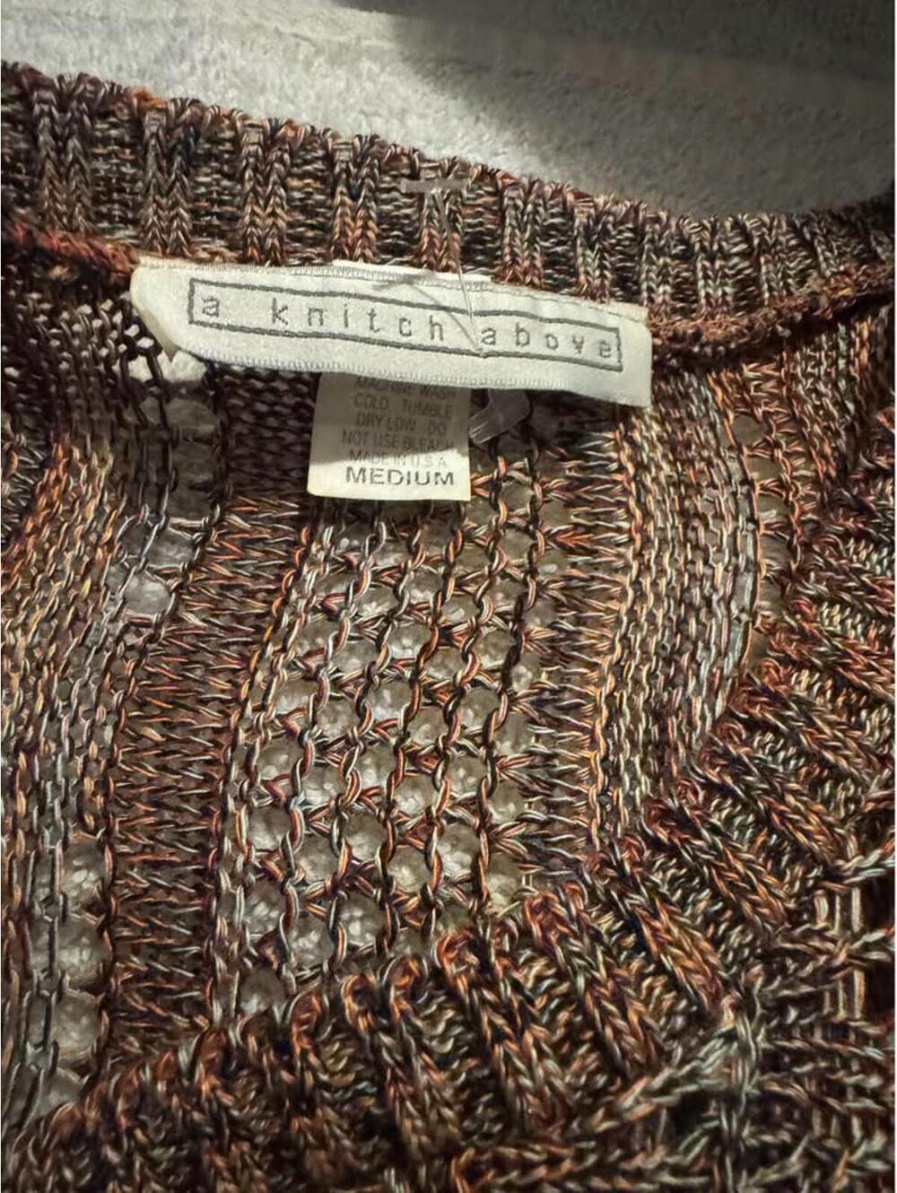Women's Sweater - Size Medium - Good Condition - Picture 2 of 2